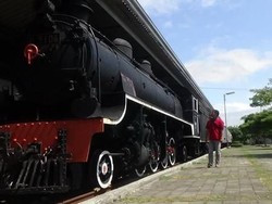 Jawa Barat Hidupkan Tur Jalur Kereta Api Bersejarah