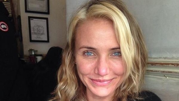 15 Artis Pamer Foto Tanpa Makeup di Instagram, Siapa yang Cantik Alami?