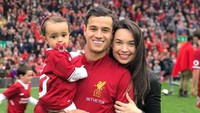 Spekulasi masa depan Coutinho terjawab. Pemain Brasil 25 tahun itu resmi berkostum Barcelona mulai Minggu (8/1/2018) dini hari WIB. (instagram Aine)
