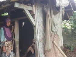 Kisah Pemuda Serang 14 Tahun Lumpuh dan Tinggal di Gubuk Derita