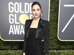 Intip Persiapan Gal Gadot Hingga Kelly Clarkson Datang ke Golden Globes 2018