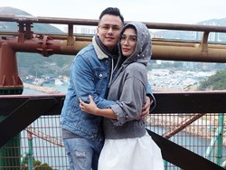 Urakan! Andhika Pratama Foto Bareng Ussy di Flyover Bekasi