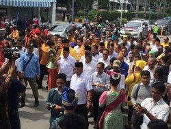 Naik Betor, Edy-Ijeck Daftar ke KPU Sumut