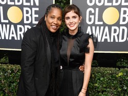 Emma Watson Ajak Aktivis Perempuan ke Ajang Golden Globe 2018
