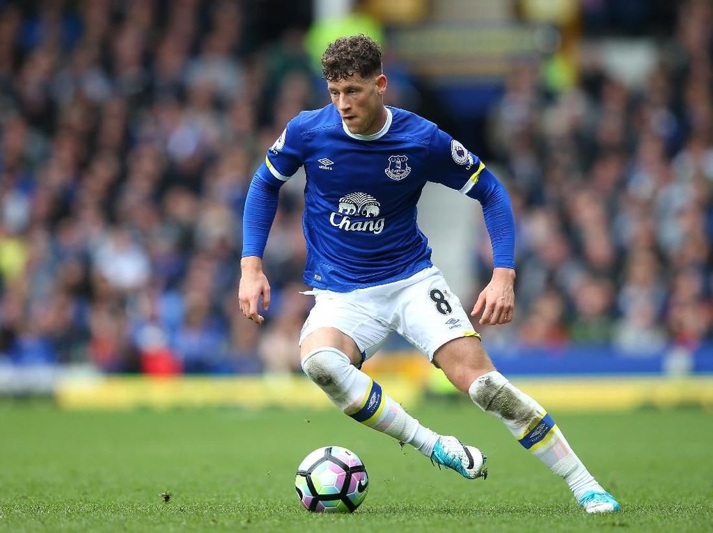 Menerka Posisi Main Barkley di Chelsea Menerka Posisi Main Barkley di Chelsea