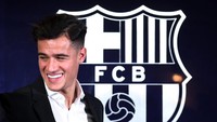 1. Philippe Coutinho. Philippe Coutinho, yang direkrut dari Liverpool pada musim dingin 2018, merupakan transfer termahal Barca seharga 142 juta pound. Foto: Albert Gea/Reuters