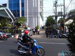 Seorang Wanita dan Balita Tewas Jatuh dari Lantai 4 Hotel di Pati