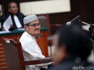 Sidang Jonru Dilanjutkan, Pengacara: Hakim Keliru Terapkan Pasal Sidang Jonru Dilanjutkan, Pengacara: Hakim Keliru Terapkan Pasal