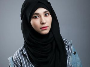 Foto: Gaya Hijab Populer Kim Miso, Si Cantik dari Korea Selatan Foto: Gaya Hijab Populer Kim Miso, Si Cantik dari Korea Selatan