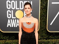 Cara Pintar 5 Artis Tampil Beda dengan Baju Hitam di Golden Globes 2018