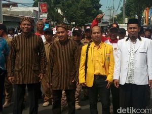 Diusung Tiga Partai, Yusuf Rohana dan Bambang Wahyudi Daftar ke KPU Diusung Tiga Partai, Yusuf Rohana dan Bambang Wahyudi Daftar ke KPU