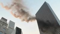Asap Membubung dari Menara Trump di New York