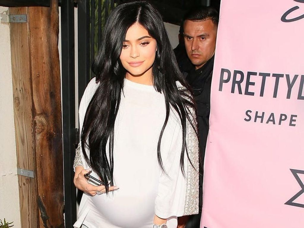 Berita Harian Kylie Jenner Hamil Terbaru Dan Terlengkap