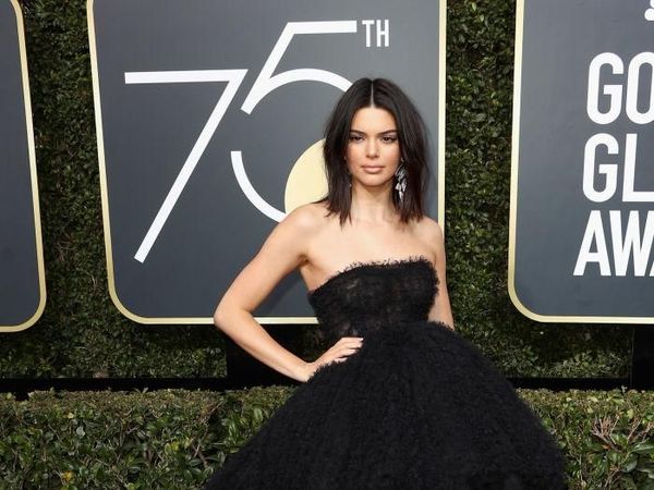 Foto: Tampil Perdana di Golden Globes, Kendall Jenner Cantik bak Bidadari
