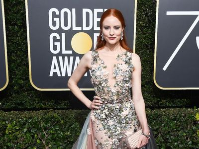 Foto: 7 Selebriti Berbusana Terburuk di Golden Globes 2018
