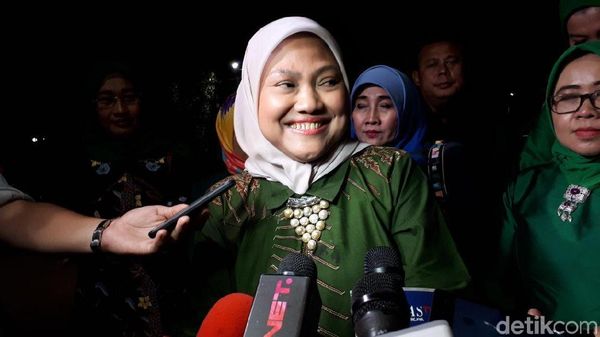 Deretan Gaya Hijab Cagub-Cawagub yang Berlaga di Pilkada 2018