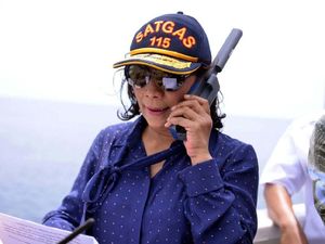 Susi: Kapal Asing Pencuri Ikan Tidak Boleh Dilelang! Susi: Kapal Asing Pencuri Ikan Tidak Boleh Dilelang!