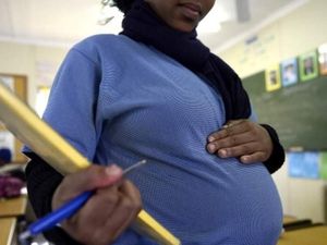 Tanzania Tangkap 5 Siswi yang Hamil, Para Aktivis Marah