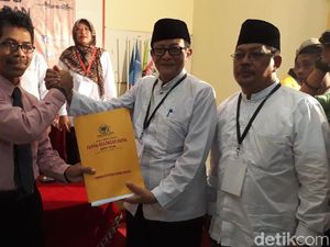 Diusung Golkar dan Hanura, Petahana Daftar ke KPU Kota Tegal