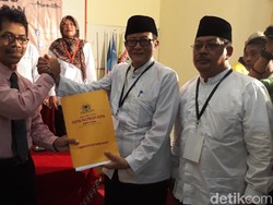 Diusung Golkar dan Hanura, Petahana Daftar ke KPU Kota Tegal