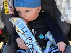 Kocak! Saat Tumbuh Kembang si Kecil Diukur Pakai Cheesesteak