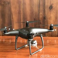 Uji DJI Phantom 4 Pro Obsidian, Ada Perbedaan?