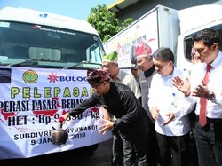 Bupati Anas Sambut Baik Operasi Pasar yang Digelar Bulog