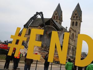 Di Jerman Gereja Dibongkar untuk Perluasan Tambang Batubara