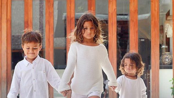 So Cute! Potret Anak-anak Indah Kalalo yang Menggemaskan