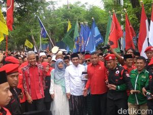 Ganjar-Yasin Daftar Pilgub Jateng Hari Ini Tanpa Tiket dari Golkar