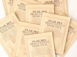 Rekomendasi Masker Korea untuk Kulit Berjerawat yang Praktis Digunakan