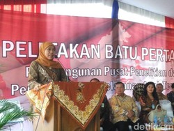 Khofifah Doakan Azwar Anas yang Tak Jadi Maju Pilgub Jatim