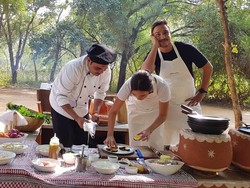 Cieee.. Hamish Daud Senang Raisa Belajar Masak
