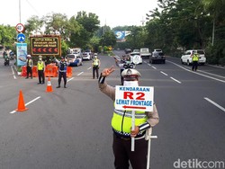 Ingat, Sepeda Motor Masuk Kota Surabaya Wajib Masuk Frontage Road