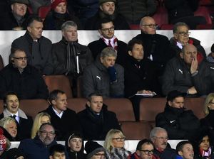 Wenger Soal Pengalaman Tak Menyenangkan Duduk di Tribun Penonton Stamford Bridge