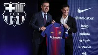 Di posisi paling atas ada Philippe Coutinho. Liverpool melepasnya ke Barcelona dengan harga 146 juta poundsterling atau sekitar (REUTERS/Albert Gea)