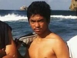 Rela Diet Habis-habisan Demi Lulus Tes Pull-up