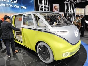 Asyik VW Kombi Datang Lagi Lebih Canggih, Bisa Baca Wajah Pemiliknya