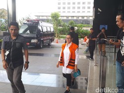 Diperiksa KPK, Miryam: Saya Segar Terus Dong