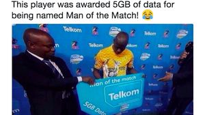 Untuk Man of The Match di Afrika: Paket Data 5GB, Bir, Sandal