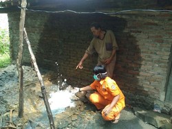 195 Titik Semburan Gas Alam Gegerkan Warga Indramayu