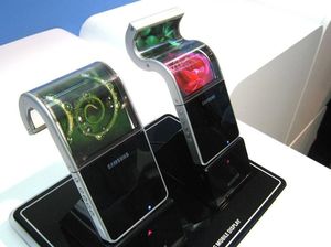 Peluncuran Ponsel Layar Lipat Samsung Diundur Peluncuran Ponsel Layar Lipat Samsung Diundur