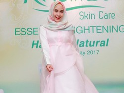 Dulu Dekat dengan Rizky Nazar, Anisa Rahma Jatuh ke Pelukan Anandito