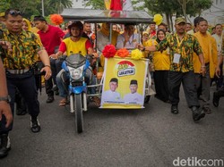 Naik Bentor, Andi Rachman-Suyatno Daftar Pilgub Riau