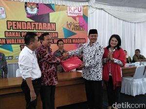Sekda Kota Madiun Jadi Pendaftar Terakhir di KPU Sekda Kota Madiun Jadi Pendaftar Terakhir di KPU