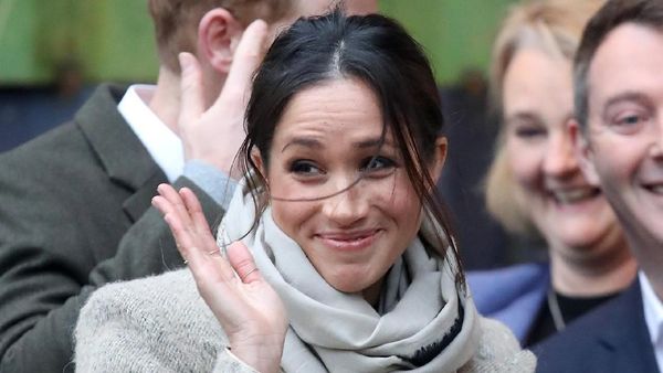 Foto: Rambut Berantakan, Meghan Markle Banjir Pujian dari Netizen