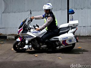 Suka Duka Menjadi Istri Seorang Patwal Suka Duka Menjadi Istri Seorang Patwal