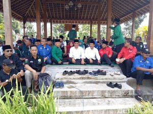 Petahana Bupati Mendaftar Kembali Bertarung di Pilbup Magelang