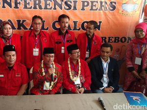 Usai Daftar ke KPU, Bupati Cirebon Klaim Keberhasilan Periodenya Usai Daftar ke KPU, Bupati Cirebon Klaim Keberhasilan Periodenya