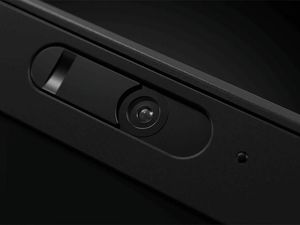 Laptop Anyar Lenovo Usung Fitur Keamanan Pintar